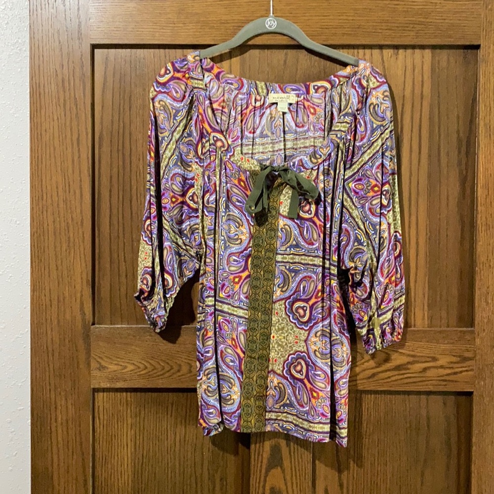 One world XL blouse